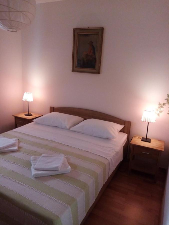 Apartman Mikola With Sea View Τρογκίρ Εξωτερικό φωτογραφία